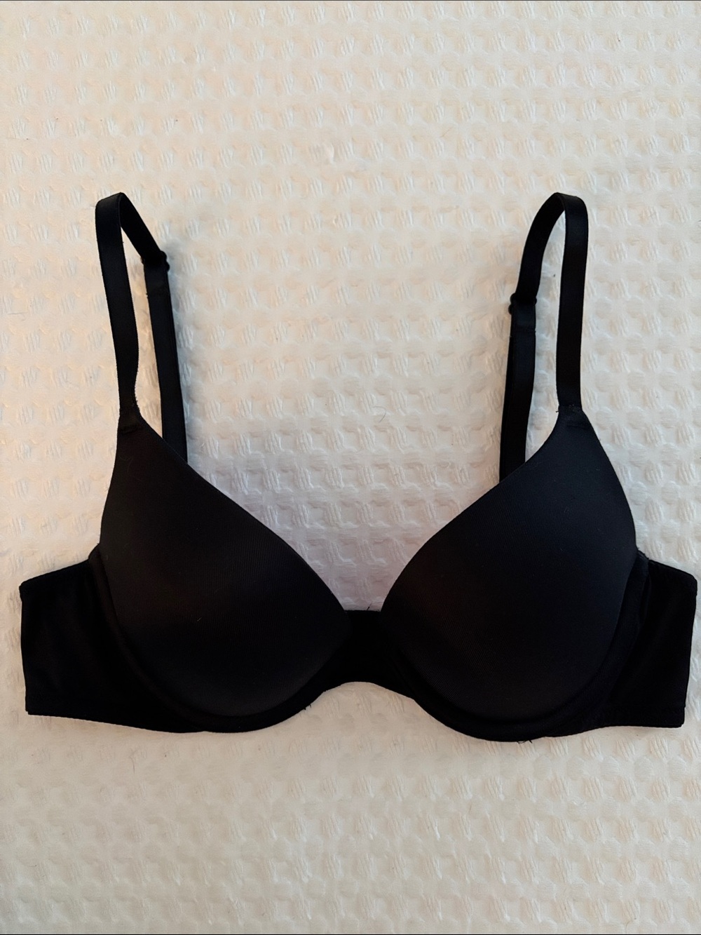 VICTORIA’S SECRET PINK PUSH UP BRA